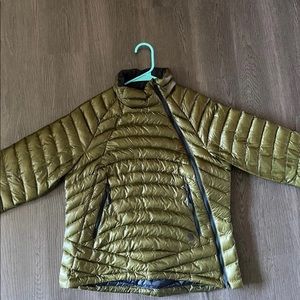 Mountain hardware ghost whisperer down jacket